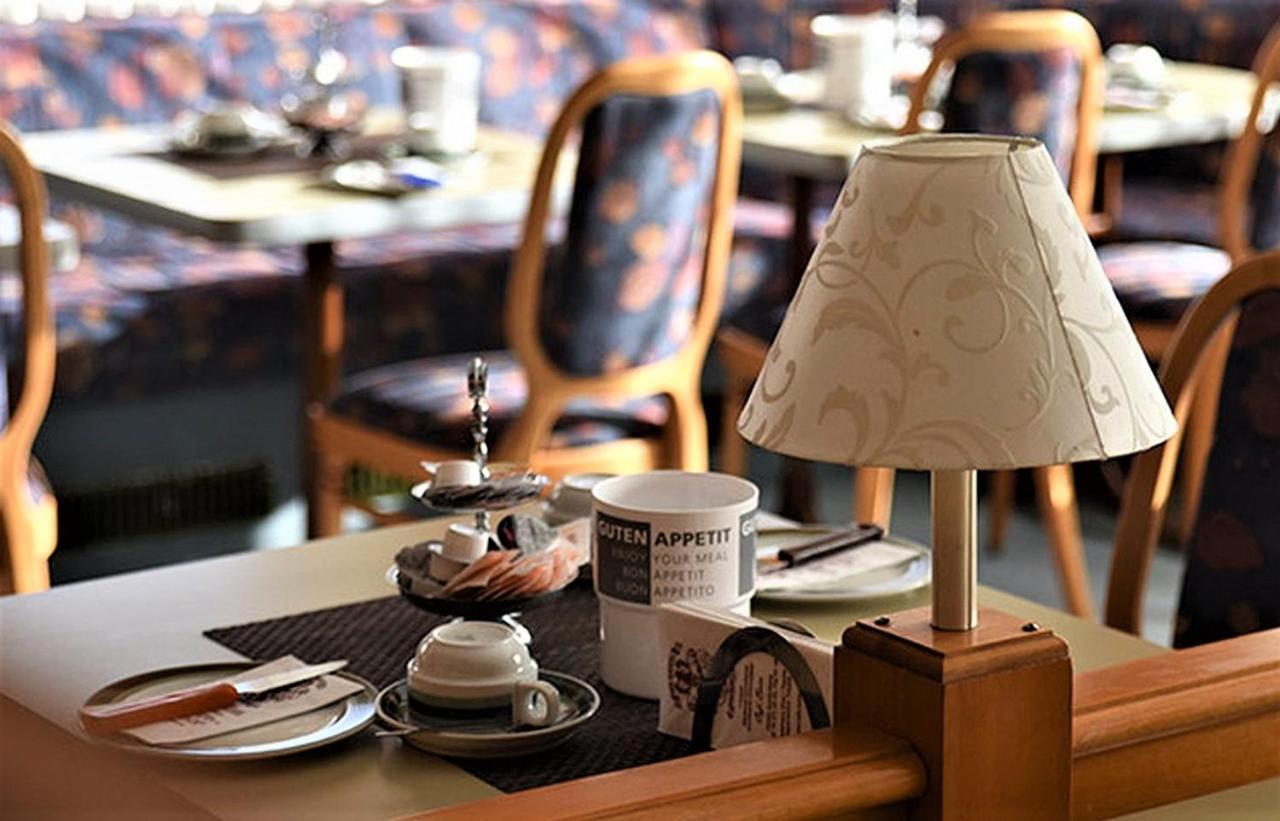 Hotel Conditorei Cafe Baier Schoemberg  エクステリア 写真