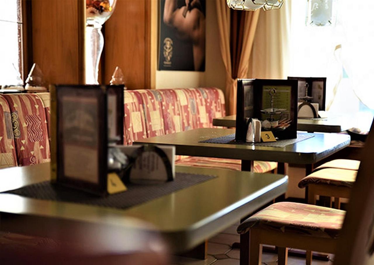 Hotel Conditorei Cafe Baier Schoemberg  エクステリア 写真