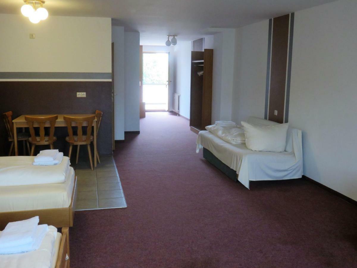 Hotel Conditorei Cafe Baier Schoemberg  エクステリア 写真