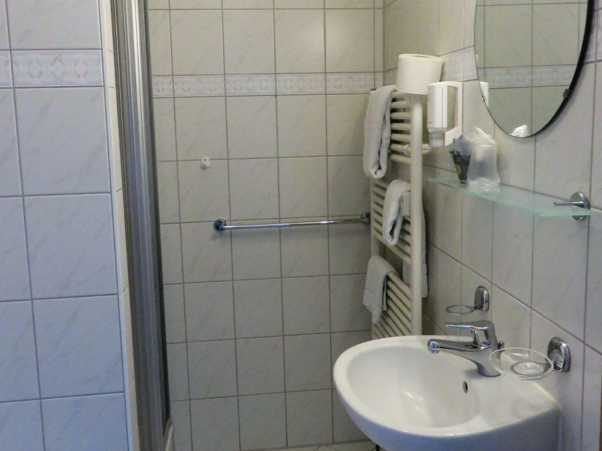 Hotel Conditorei Cafe Baier Schoemberg  エクステリア 写真