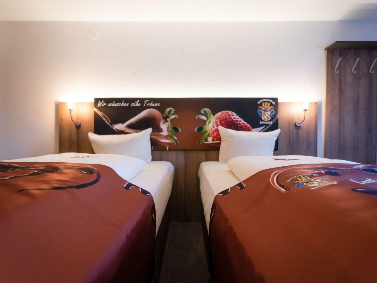 Hotel Conditorei Cafe Baier Schoemberg  エクステリア 写真